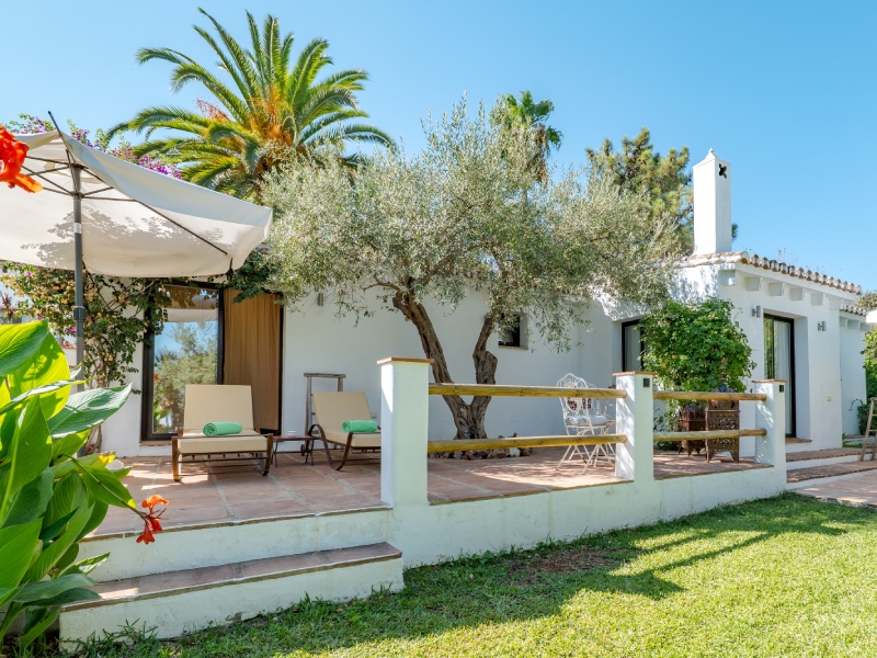 alojamiento rural Malaga piscina costa del sol Alh