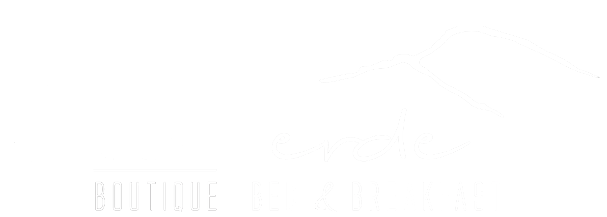 roca verde logo Boutique Bed & Breakfast en Malaga roca verde logo Boutique Bed & Breakfast en Malaga