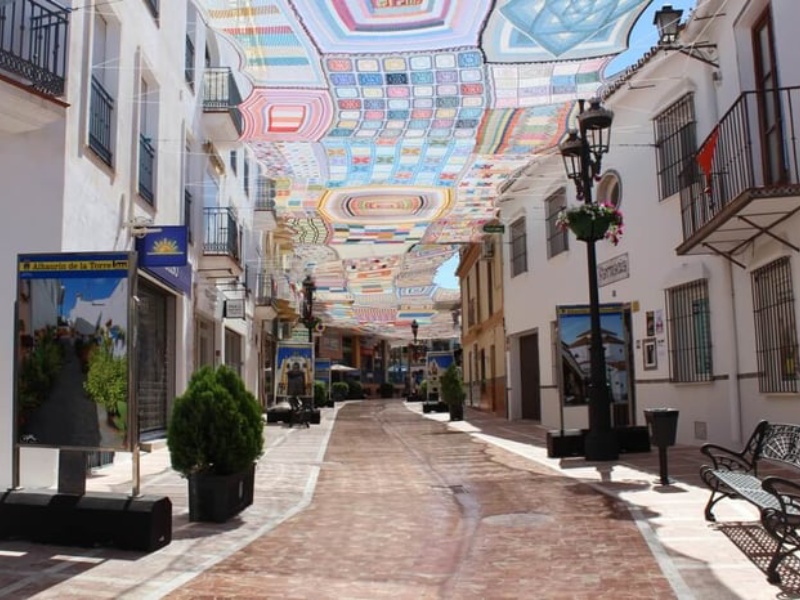 nuestra historia Roca verdebungalows Boutique Bed & Breakfast en Malaga